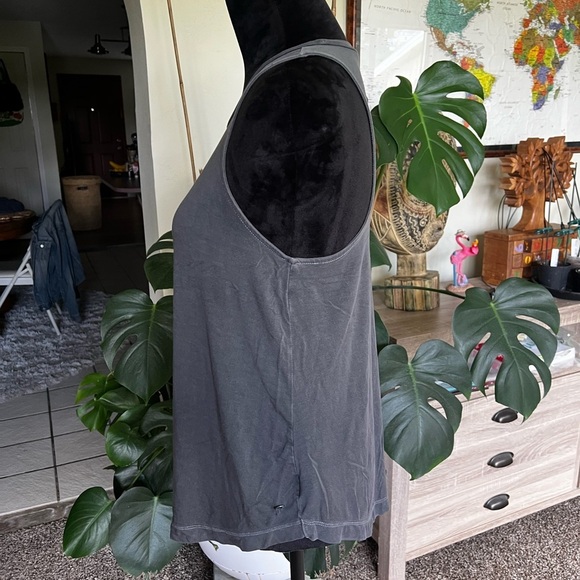 American Eagle Outfitters Charcoal Tank Top - Picture 2 of 6